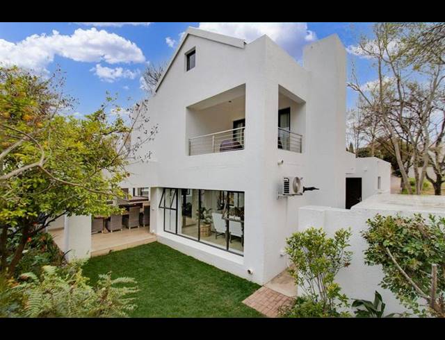 3 BEDROOM HOUSE FOR SALE IN DAINFERN GOLF ESTATE